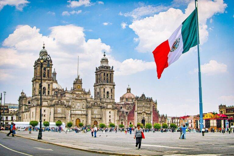 Roamer Wish Exploring Mexico: 5 Safest Destinations For Travelers https://roamerwish.com/exploring-mexico-5-safest-destinations-for-travelers/